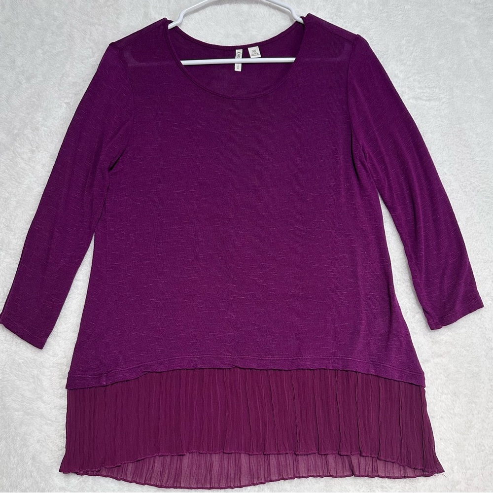 Cato brand Plum Purple 3/4 Sleeve Top with Pleated Chiffon Hem XS